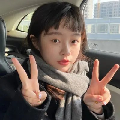 朴花英